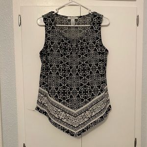 Black and white White House Black Market shirt